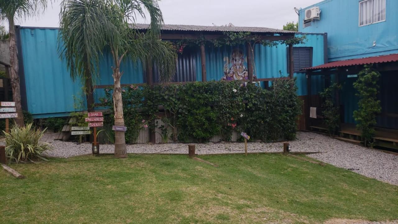 Hindu Box Containers E Cabanas برايا دو روزا المظهر الخارجي الصورة